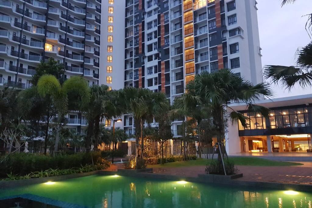 Timurbay Studio Apartment Facing Beautiful Beach Kuantan Exterior foto